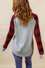Load image into Gallery viewer, Santa Graphic Long Sleeve T-Shirt