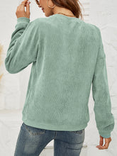 Load image into Gallery viewer, DON'T STOP BELIEVING Graphic Sweatshirt