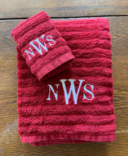 Load image into Gallery viewer, Monogrammed Towel Set