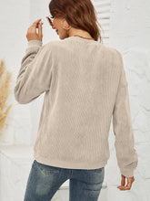 Load image into Gallery viewer, MERRY CHRISTMAS Graphic Sweatshirt