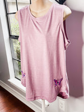 Load image into Gallery viewer, Dusty Rose Pink Butterfly Embroidered Top
