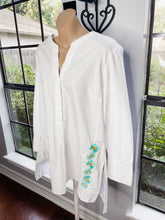 Load image into Gallery viewer, Turquoise Embroidered White Button Down
