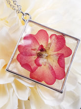 Load image into Gallery viewer, Square Botanical Resin Pendant, Silver
